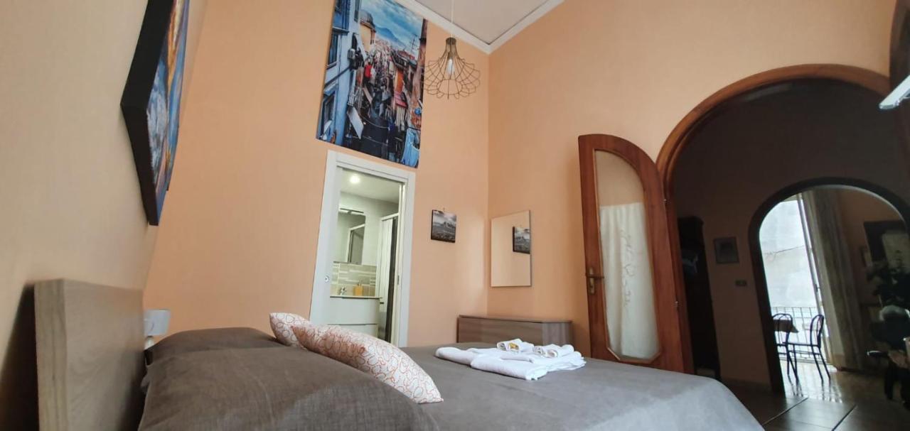 Le Vie Del Centro - B&B เนเปิลส์ ภายนอก รูปภาพ
